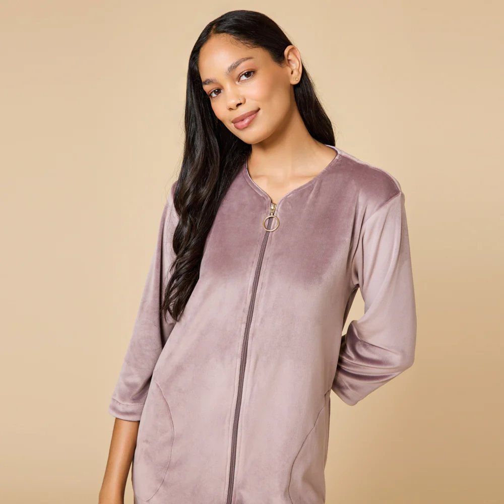 42" 3/4 Sleeve Serenity Shear Mink Zip Robe - Image 3