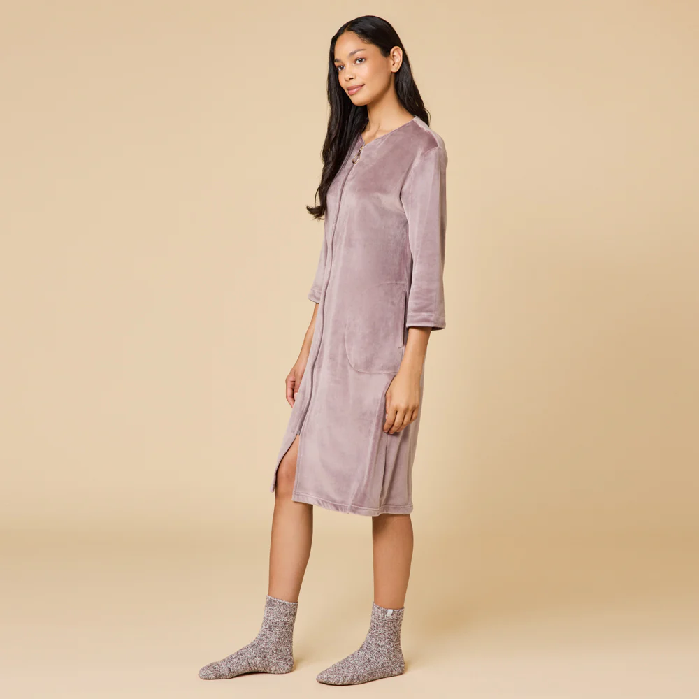42" 3/4 Sleeve Serenity Shear Mink Zip Robe - Image 4