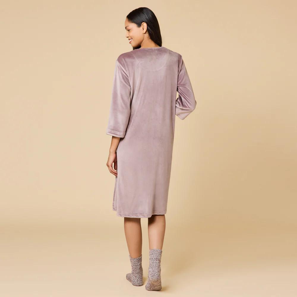 42" 3/4 Sleeve Serenity Shear Mink Zip Robe - Image 5