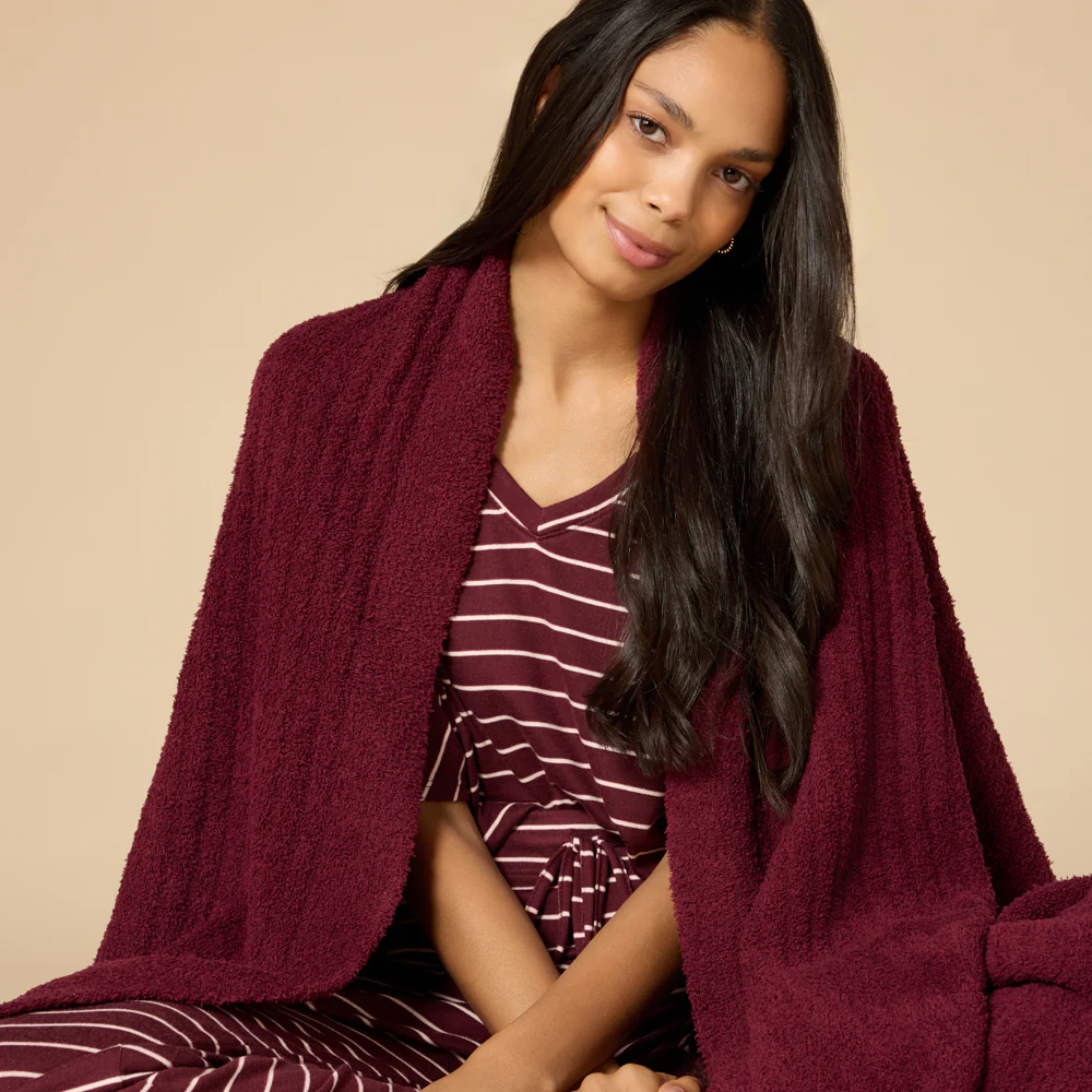 50" x 70" Solid Rib Marshmallow Blanket - Image 17