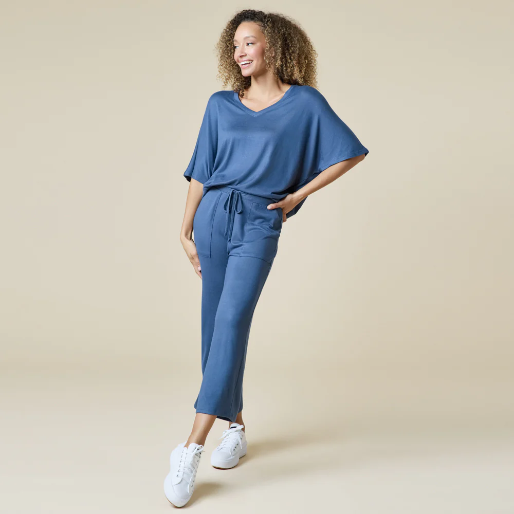 Dream Relaxed V-neck with Capri Lounge Set - Image 22