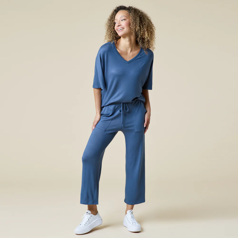 Dream Relaxed V-neck with Capri Lounge Set - Image 24