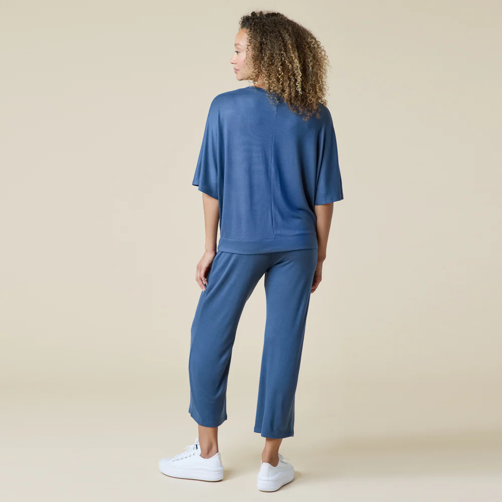 Dream Relaxed V-neck with Capri Lounge Set - Image 26