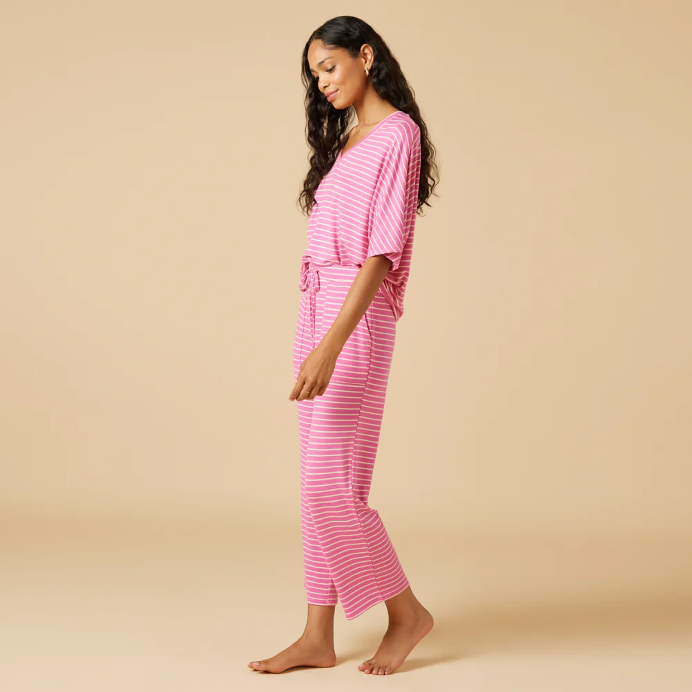 Dream Relaxed V-neck with Capri Lounge Set - Image 47