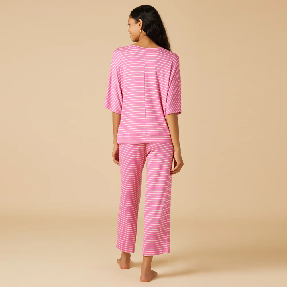Dream Relaxed V-neck with Capri Lounge Set - Image 48
