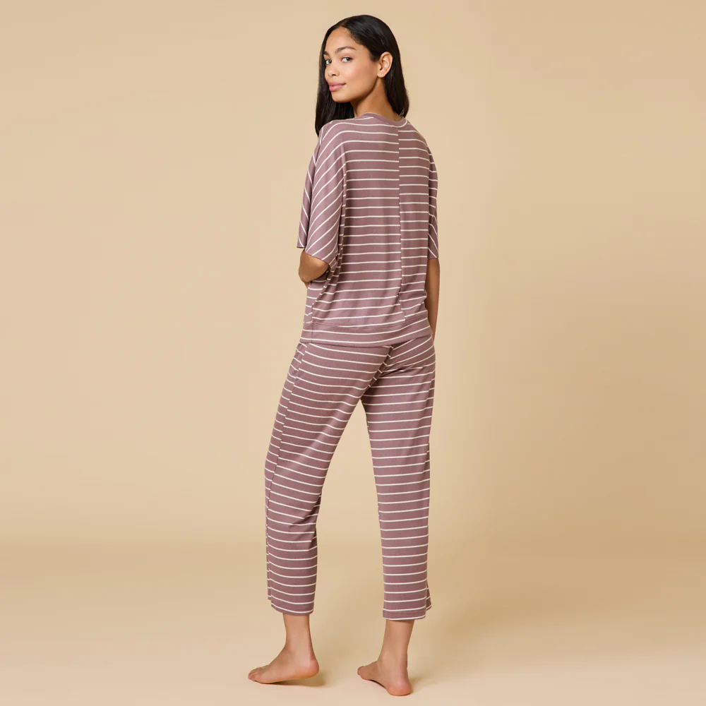 Dream Relaxed V-neck with Capri Lounge Set - Image 5