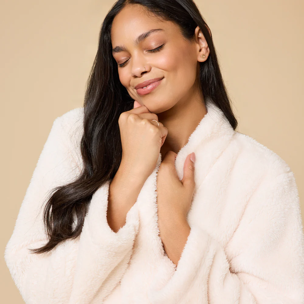 DreamPlush Wrap Robe - Image 11