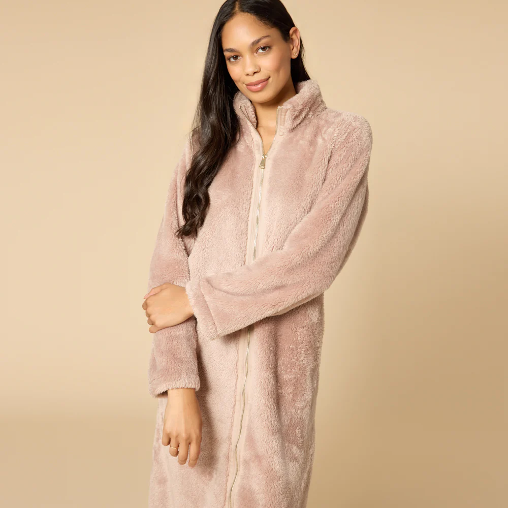 DreamPlush Zip Robe - Image 12
