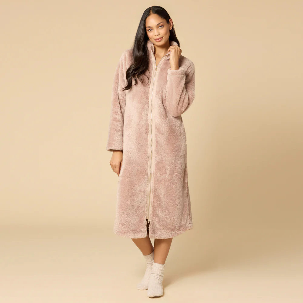 DreamPlush Zip Robe - Image 8