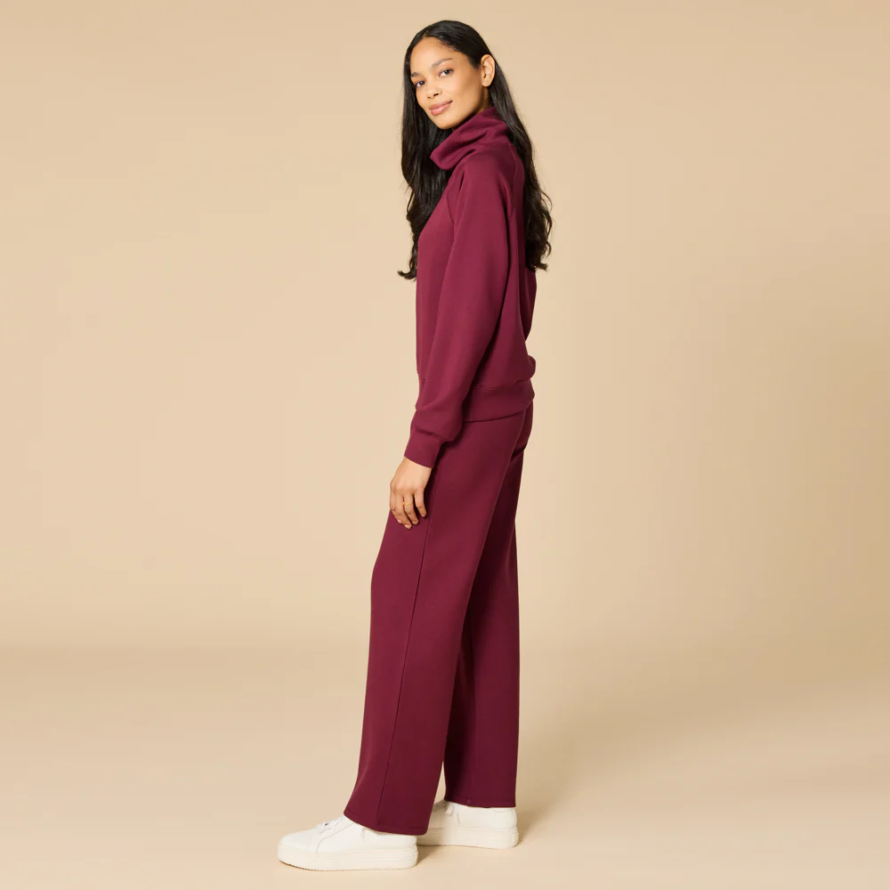 DreamTech Mock Neck with Pleated Pant - Image 4