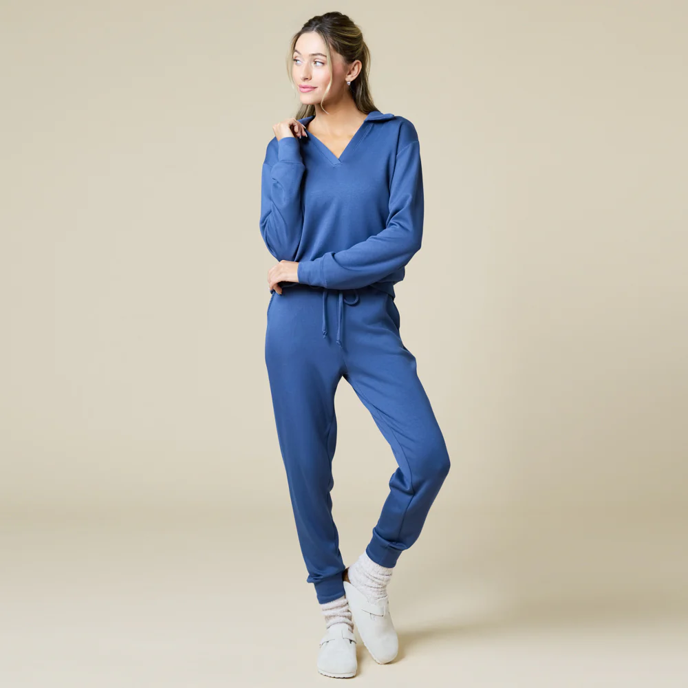 DreamTech Johnny Collar Lounge Set - Image 18