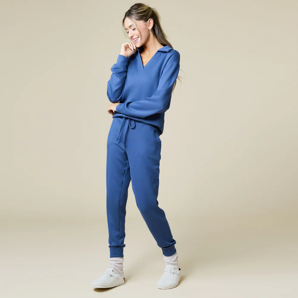 DreamTech Johnny Collar Lounge Set - Image 20