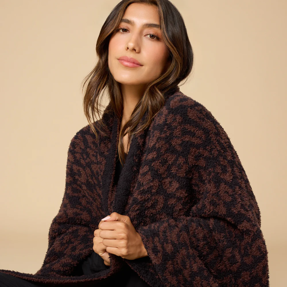 Marshmallow Leopard Blanket - Image 4