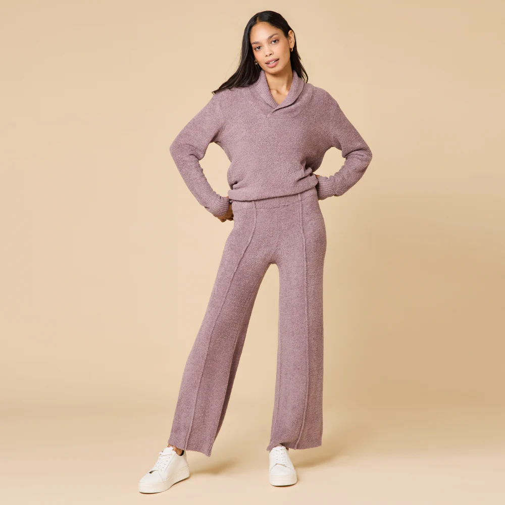 Ultra-Marshmallow Shawl Collar with Pintuck Pant - Image 16