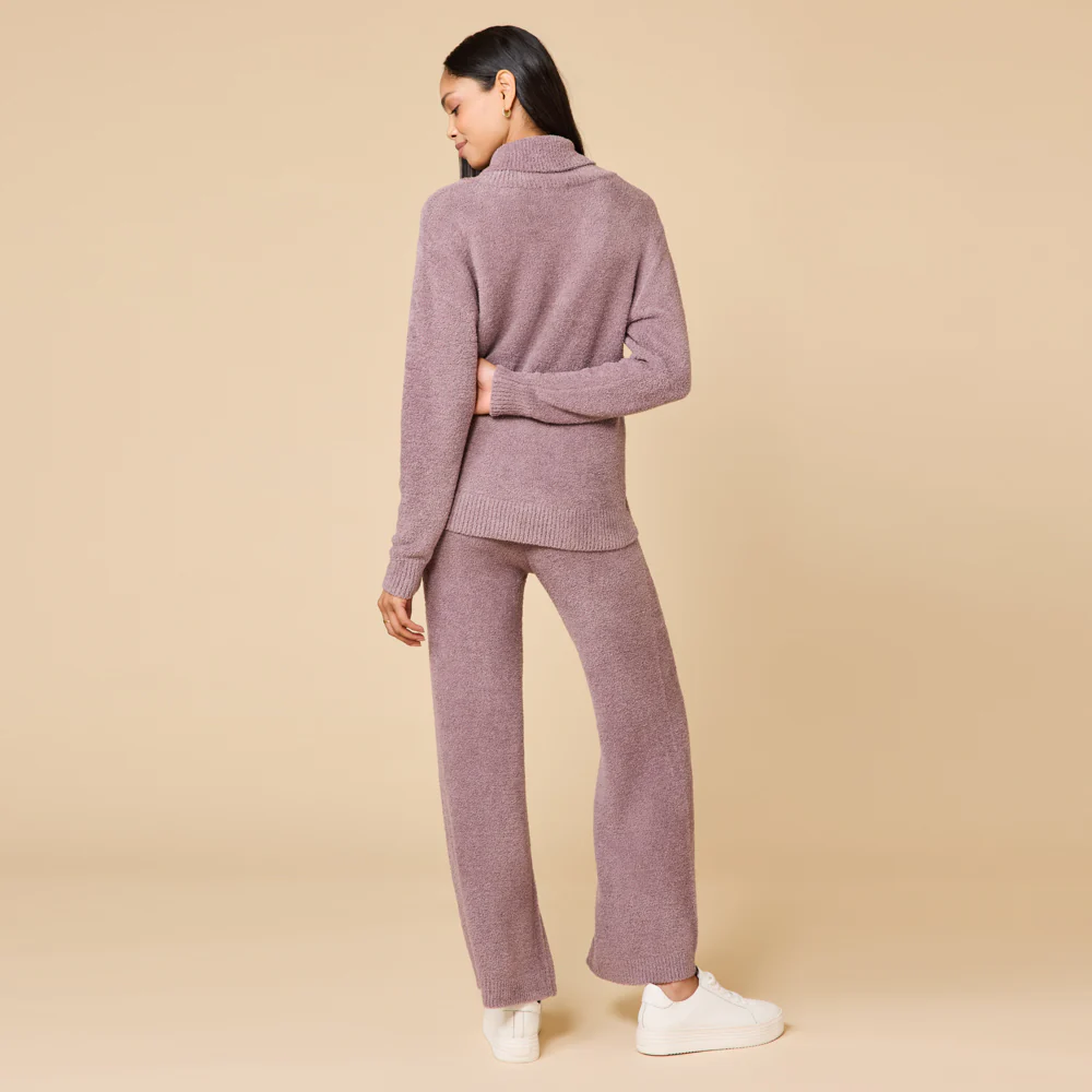 Ultra-Marshmallow Shawl Collar with Pintuck Pant - Image 19