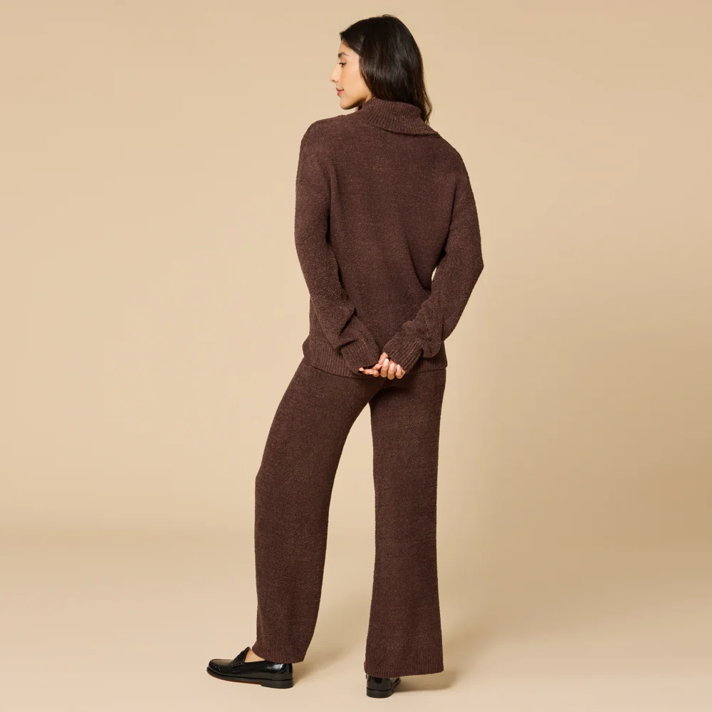 Ultra-Marshmallow Shawl Collar with Pintuck Pant - Image 24