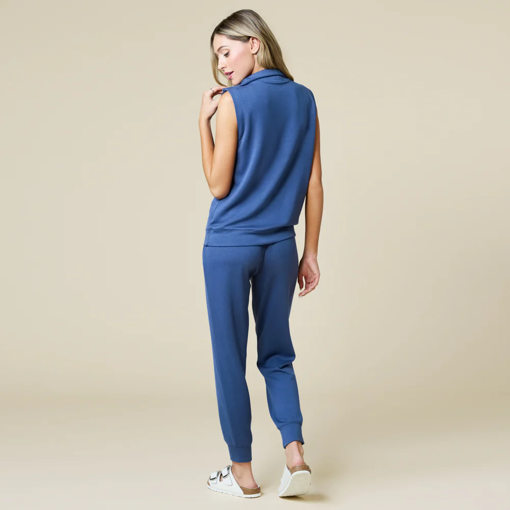 PureDream 1/4 Zip Jogger Set - Image 4