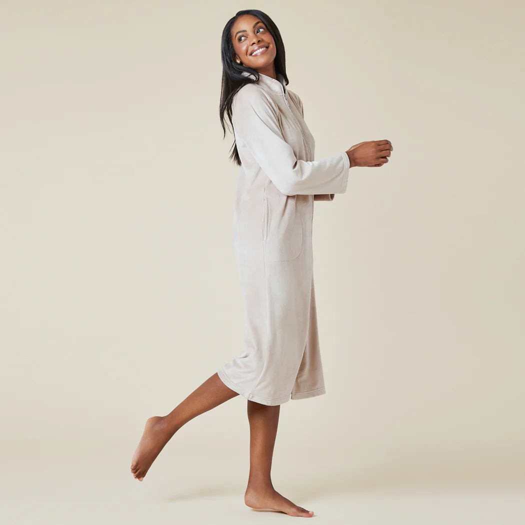 Serenity Shear Mink Mandarin Collar Zip Robe - Image 4