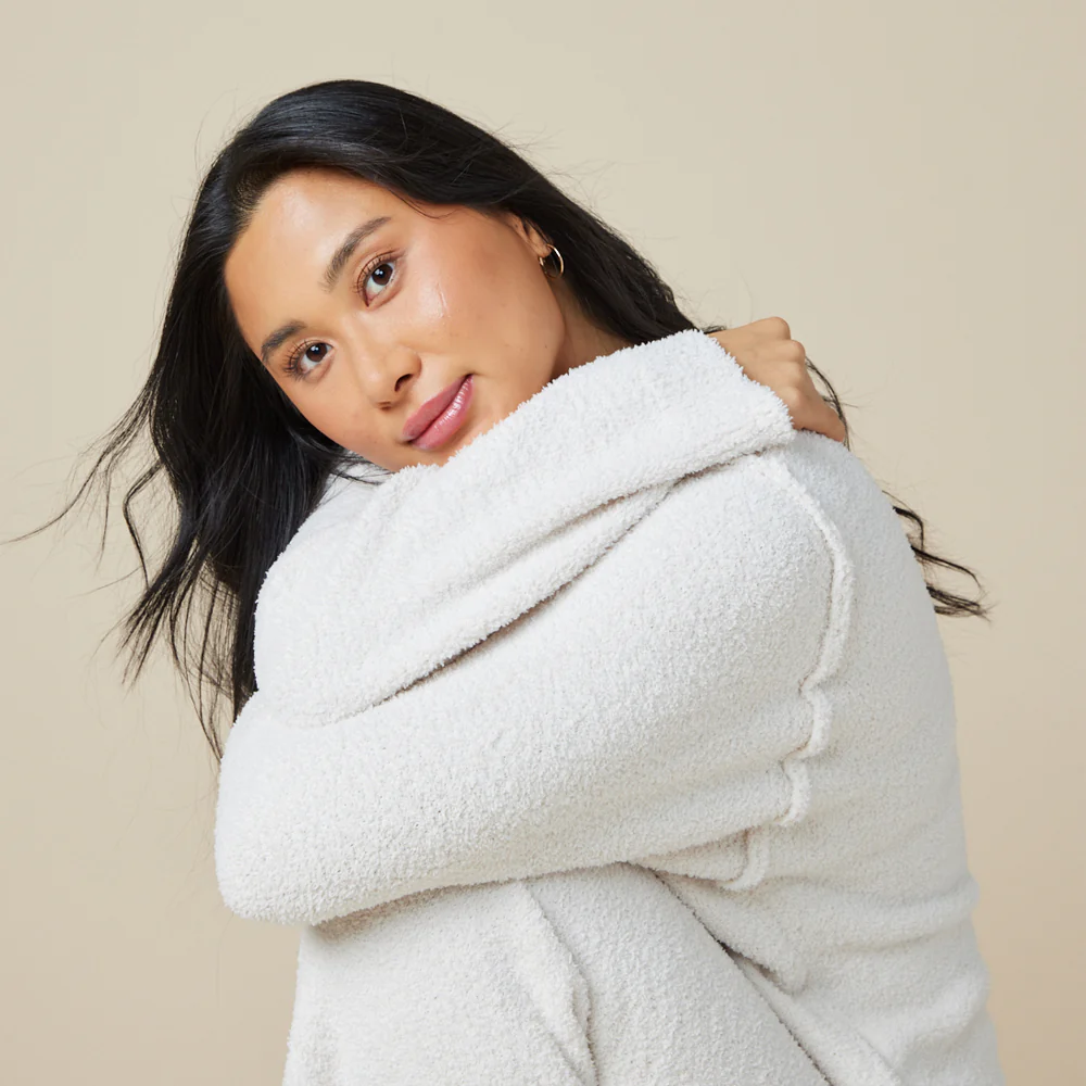 Solid Marshmallow Reverse Seam Crew Neck Lounge Set with Bracelet Sleeve - Image 9
