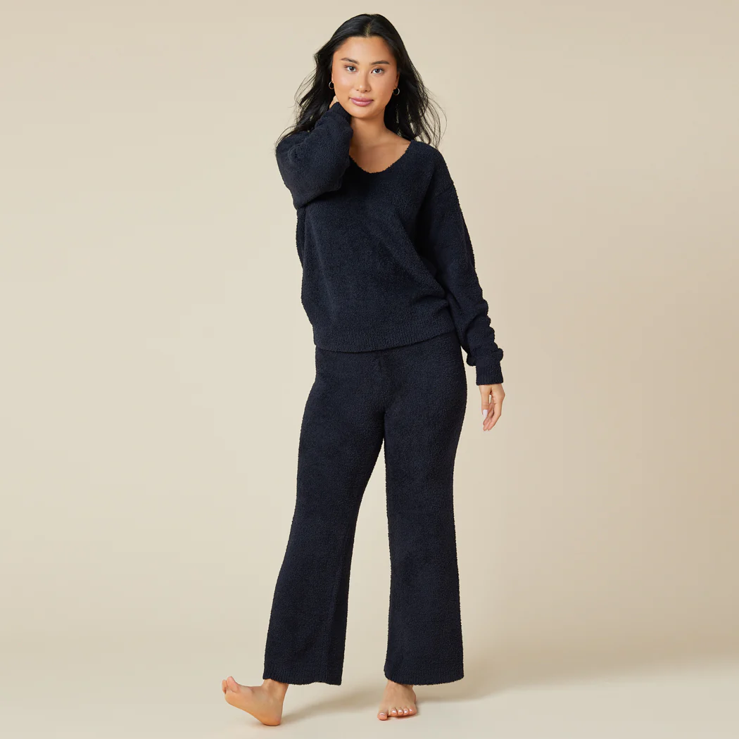 Solid Marshmallow V-Neck Lounge Set - Image 13