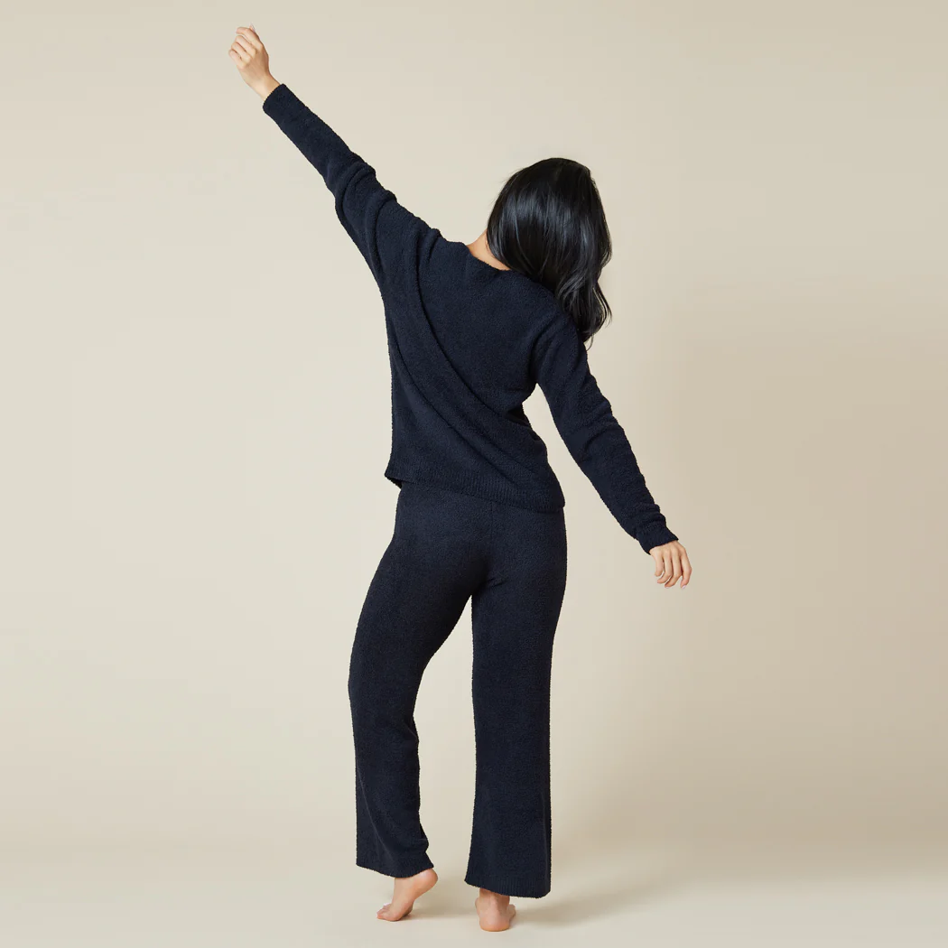 Solid Marshmallow V-Neck Lounge Set - Image 16