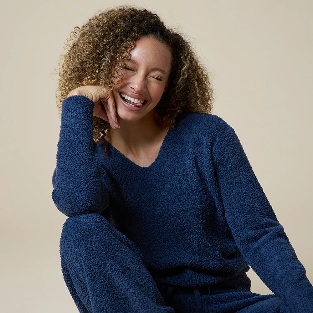 Solid Marshmallow V-Neck Lounge Set - Image 31