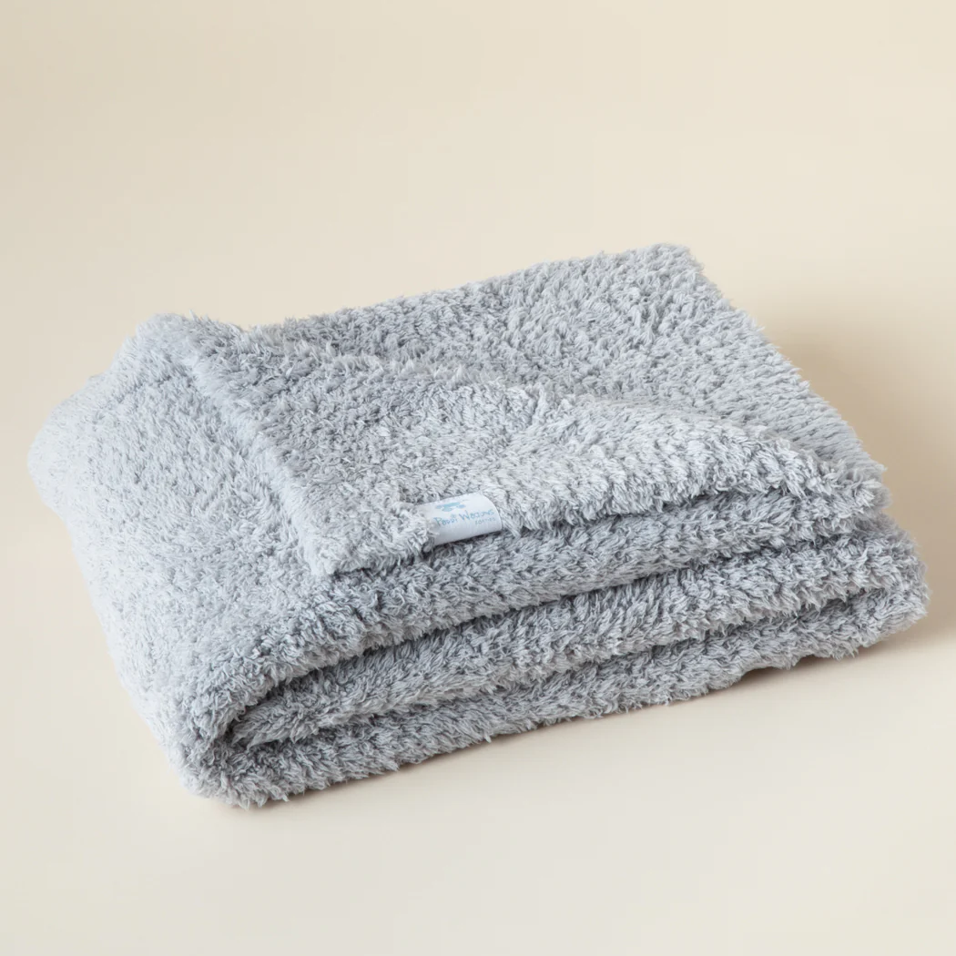 Ultra-Lite Marshmallow 30" x 40" Baby Blanket - Image 4