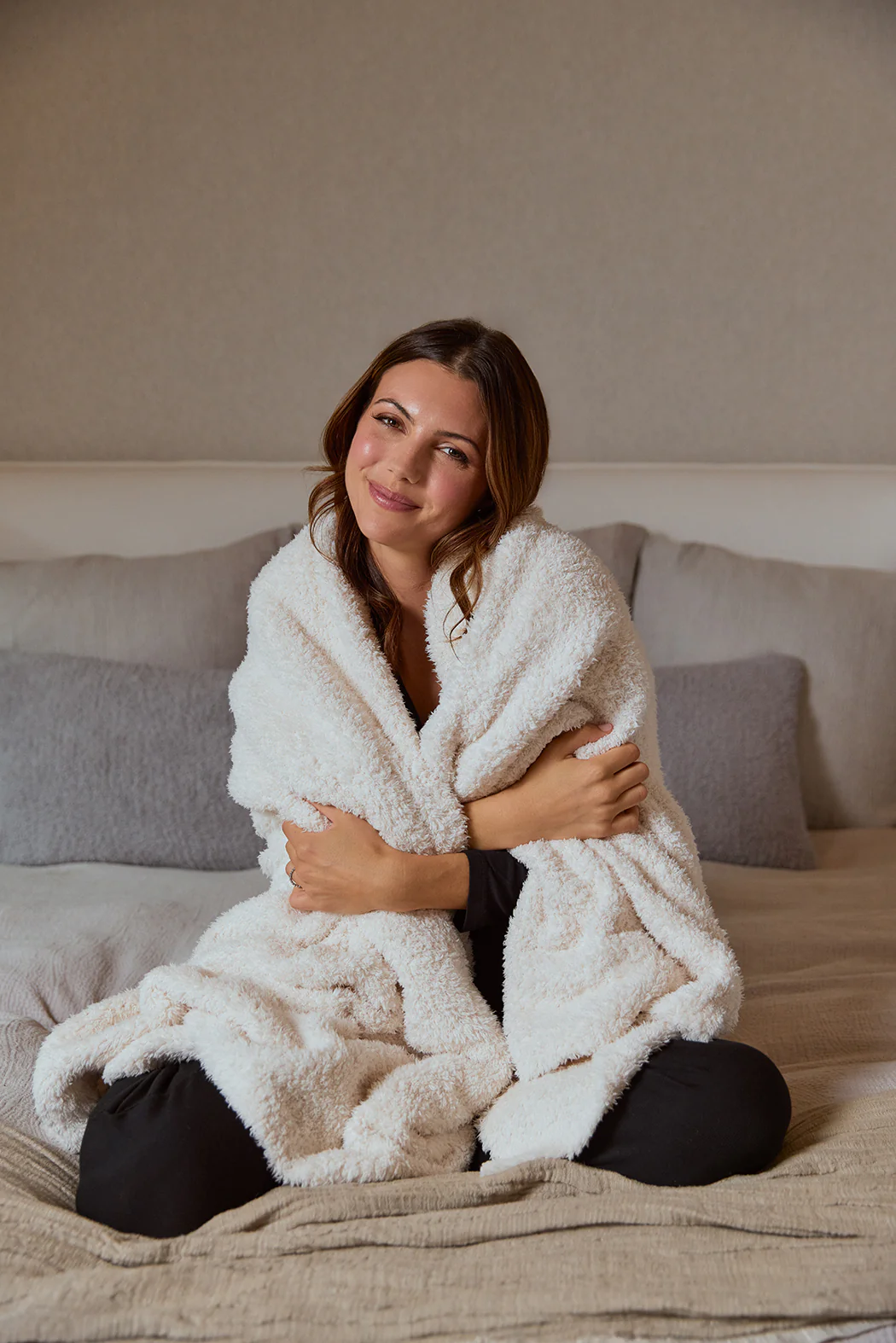 Ultra-Lite Marshmallow 54" x 72" Blanket - Image 10