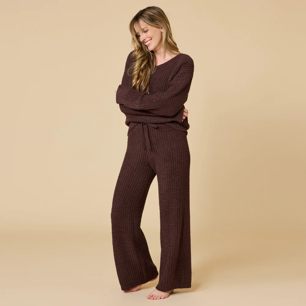 Waffle Knit Marshmallow V-Neck Lounge Set - Image 24